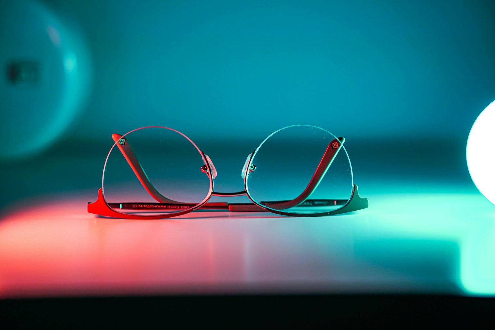 close up photo of eyeglasses